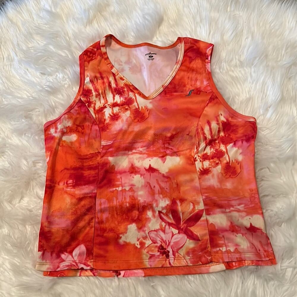 SheBeest Athletic Tank w/Back Pocket